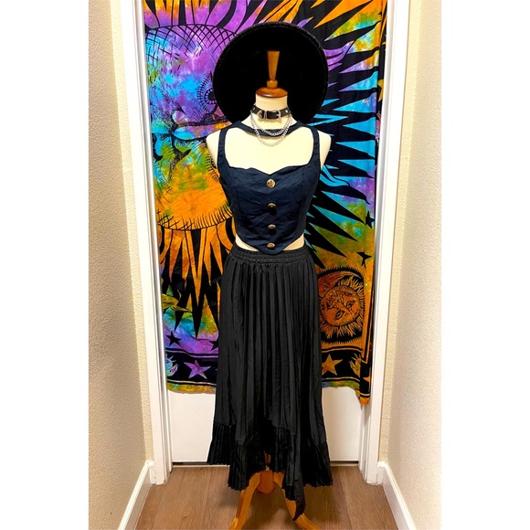 🌈 Lovely cut out crop top - Picture 9 of 11